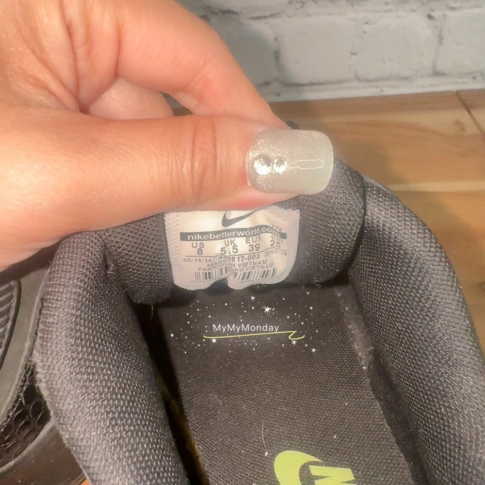 Nike Air Max Black Croc Sneakers - Picture 6 of 7